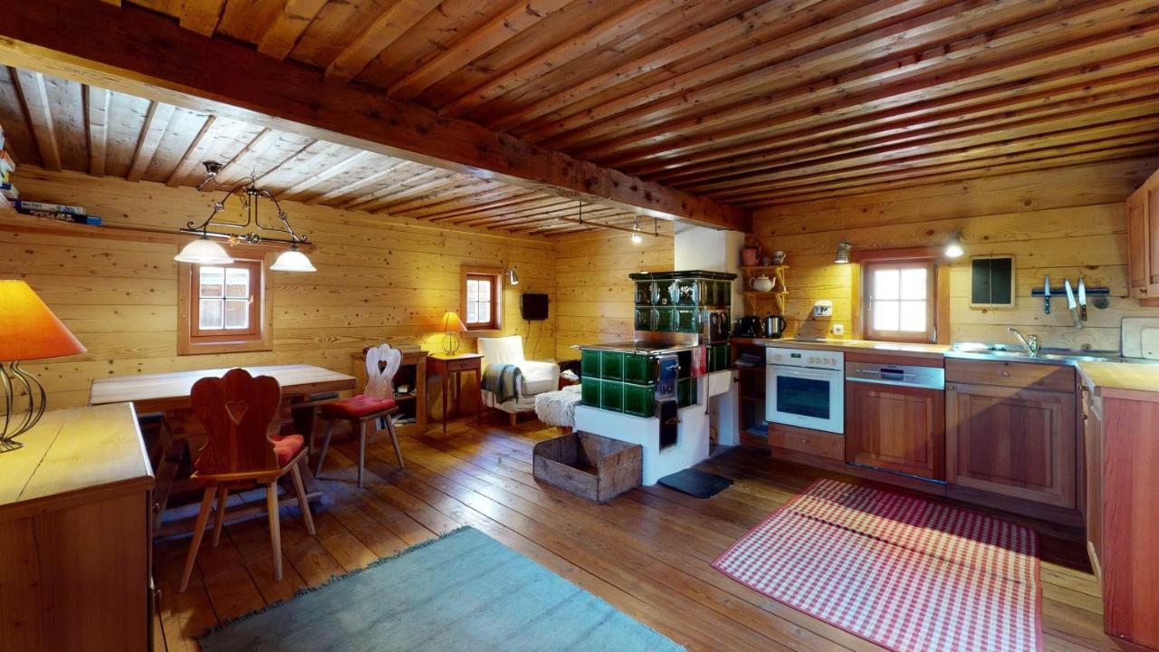 Alpine Guesthouse: Charming Forest Retreat Stanz Im Murztal Exterior photo